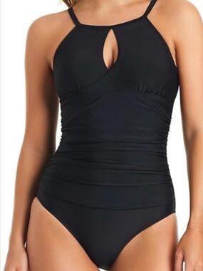 Kathy Ireland One Piece Slimming Swimsuit With High Neck & Keyhole Cutout Size 8